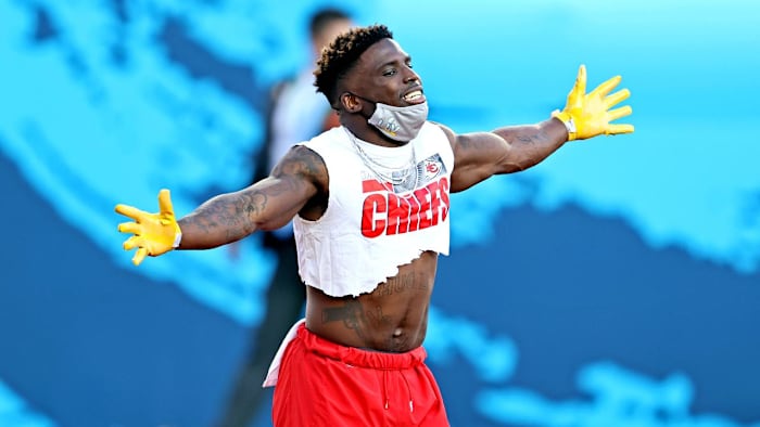 Feb 4, 2020; Tampa, FL, USA; Kansas City Chiefs wide receiver Tyreek Hill (10) warms up before playing the Tampa Bay Buccaneers in Super Bowl LV at Raymond James Stadium.